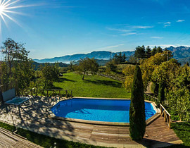 Piscina e Vista Panoramica - Casa Vacanze Garfagnana